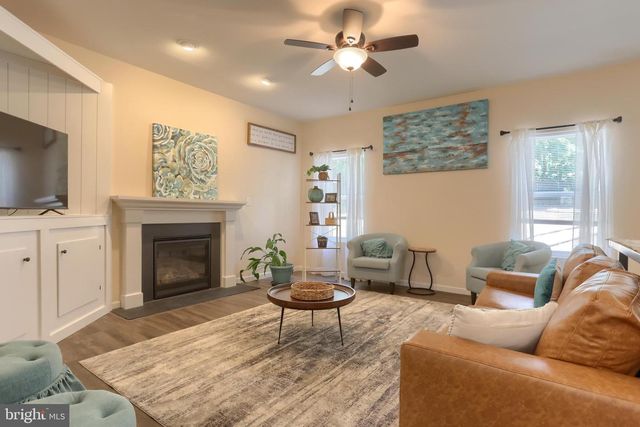 2805 IONOFF RD, Harrisburg, PA 17110