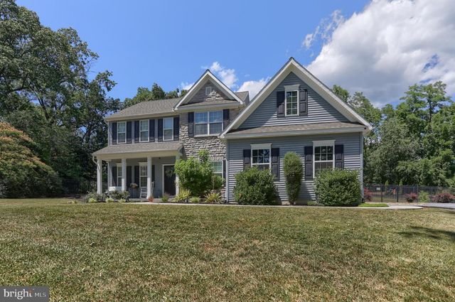 2805 IONOFF RD, Harrisburg, PA 17110