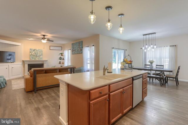 2805 IONOFF RD, Harrisburg, PA 17110
