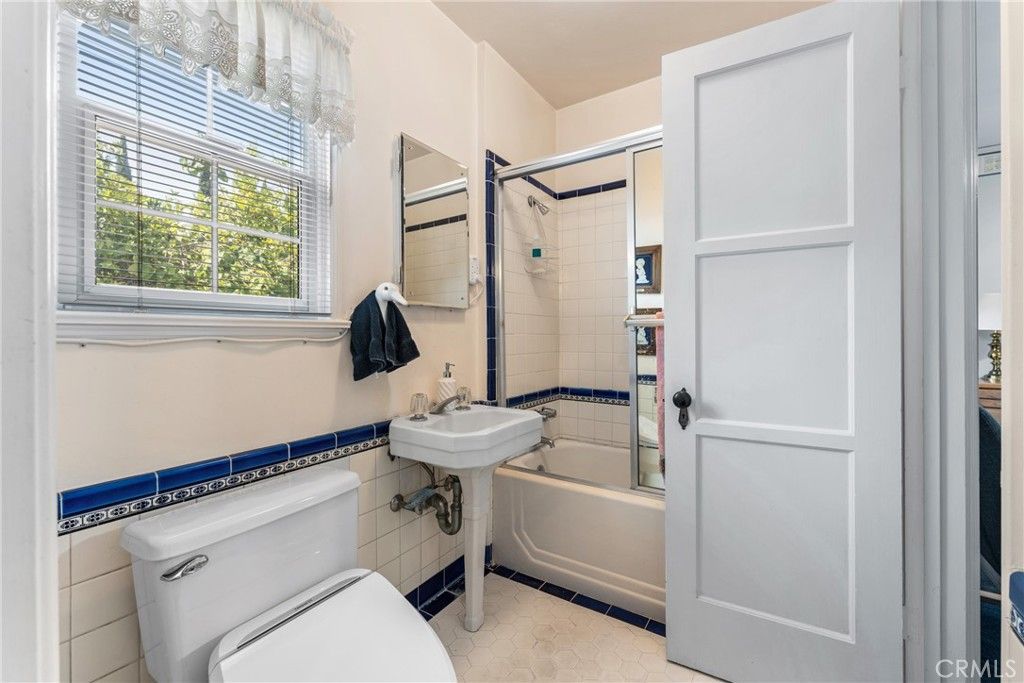Image 32 of property listing at 4905 Baldwin, Temple City, CA 91780