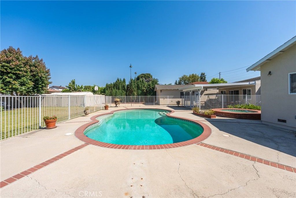 Image 42 of property listing at 4905 Baldwin, Temple City, CA 91780