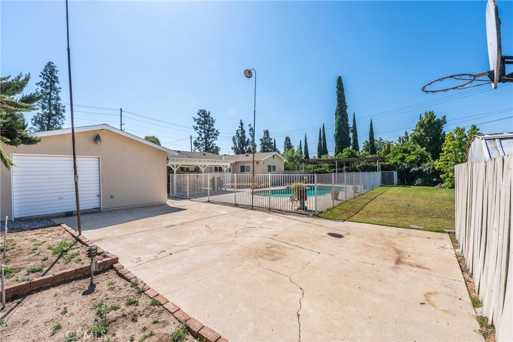 Image 46 of property listing at 4905 Baldwin, Temple City, CA 91780