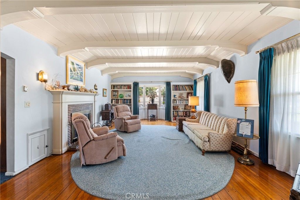 Image 7 of property listing at 4905 Baldwin, Temple City, CA 91780