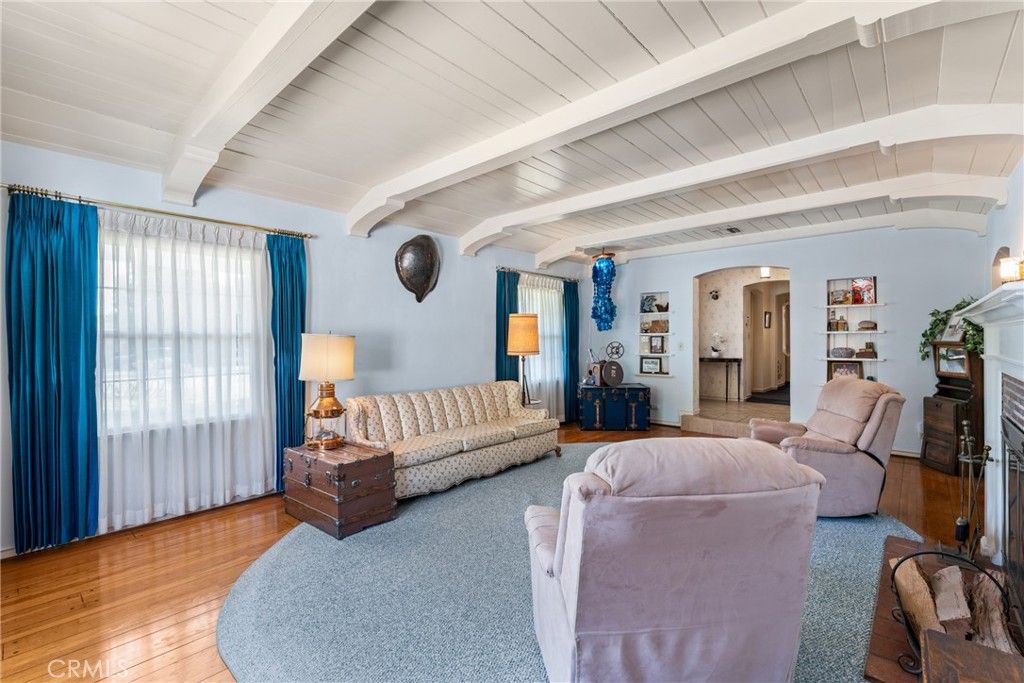 Image 9 of property listing at 4905 Baldwin, Temple City, CA 91780
