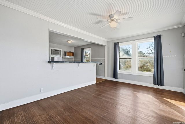 434 E Magnolia Ave, San Antonio, TX 78212