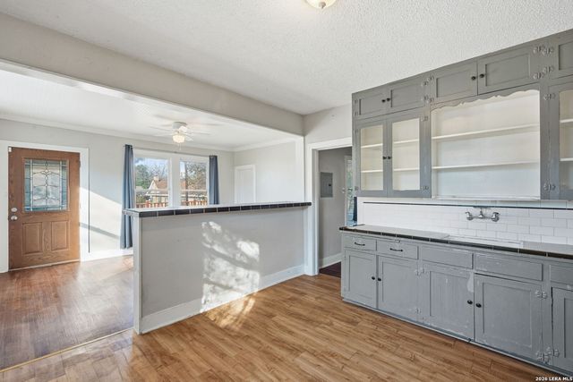 434 E Magnolia Ave, San Antonio, TX 78212