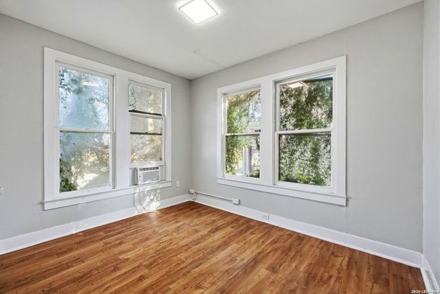 434 E Magnolia Ave, San Antonio, TX 78212