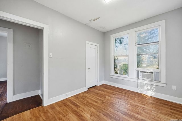 434 E Magnolia Ave, San Antonio, TX 78212