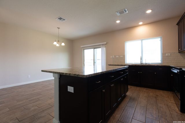 746 Farmers Dell, New Braunfels, TX 78130