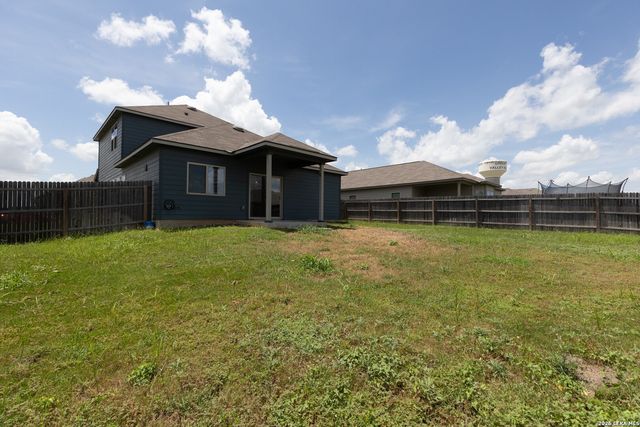 746 Farmers Dell, New Braunfels, TX 78130