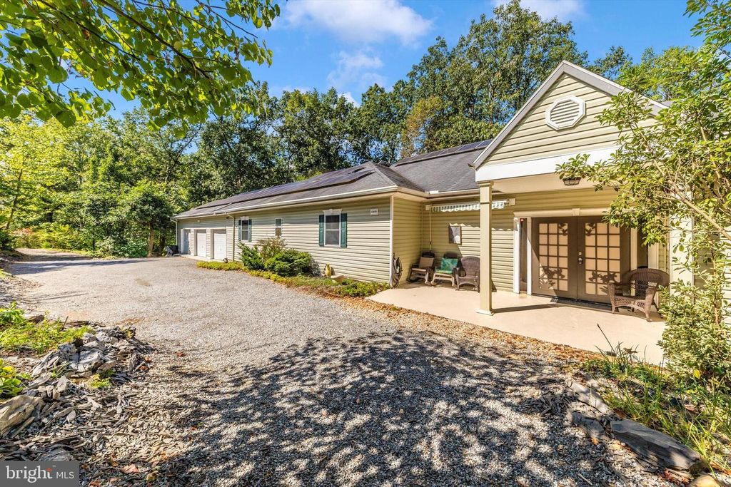 13450 MILLSTONE CIR, Hancock, MD 21750