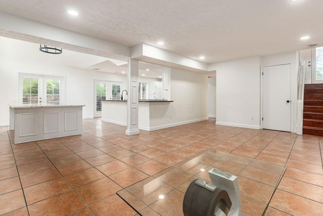 8119 Glencree Place, Dublin, OH 43016