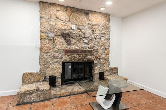 8119 Glencree Place, Dublin, OH 43016