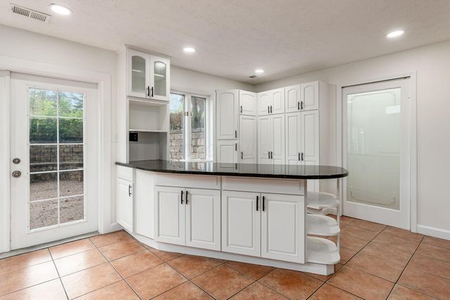 8119 Glencree Place, Dublin, OH 43016