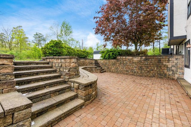 8119 Glencree Place, Dublin, OH 43016