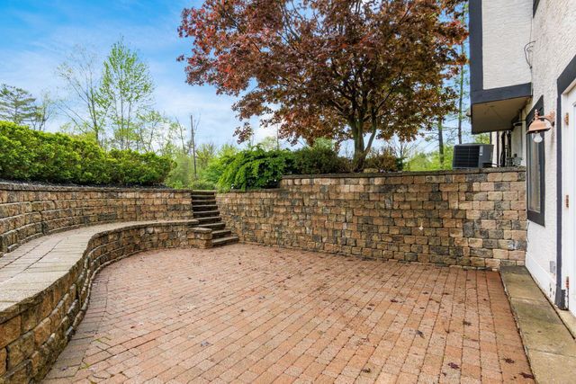 8119 Glencree Place, Dublin, OH 43016