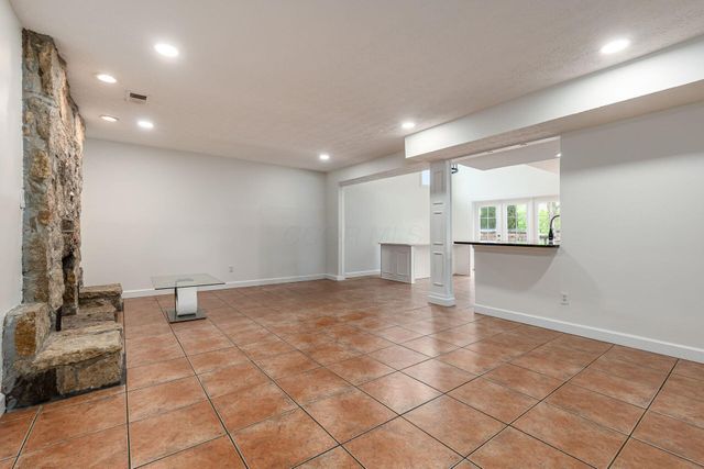 8119 Glencree Place, Dublin, OH 43016