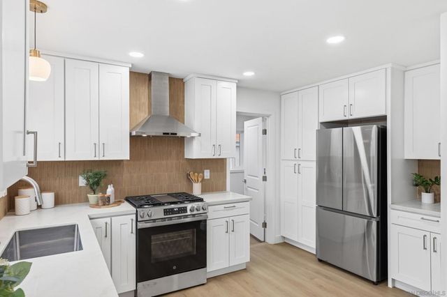 5113 Bellvale Ave, San Diego, CA 92117