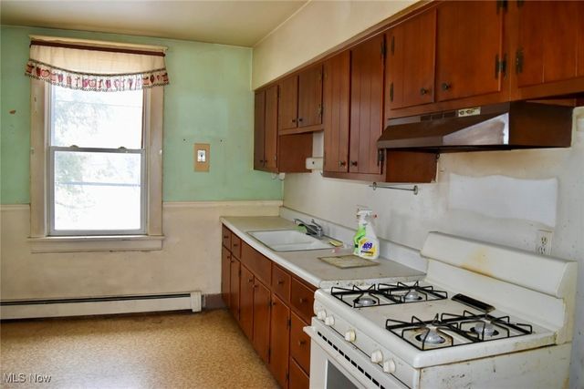 929 N Market Street, Lisbon, OH 44432