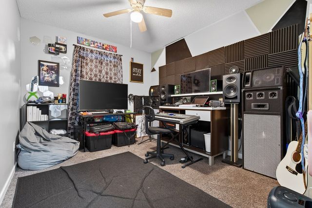 1630 Hannibal Dr, Oak Grove, KY 42262