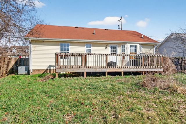 1630 Hannibal Dr, Oak Grove, KY 42262