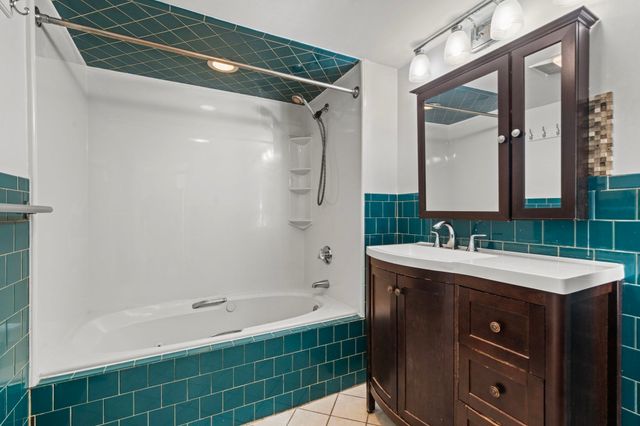 27 Northbourne Rd, Boston, MA 02130