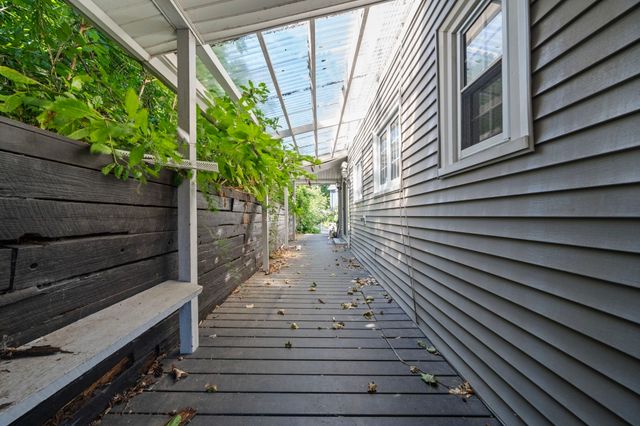 27 Northbourne Rd, Boston, MA 02130
