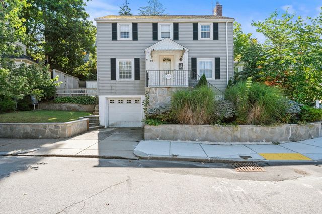 27 Northbourne Rd, Boston, MA 02130