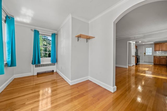 27 Northbourne Rd, Boston, MA 02130