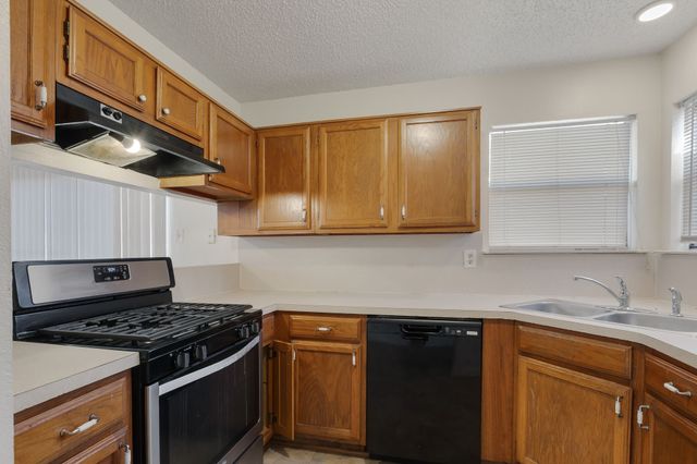 618 Las Brisas Drive, Mesquite, TX 75149