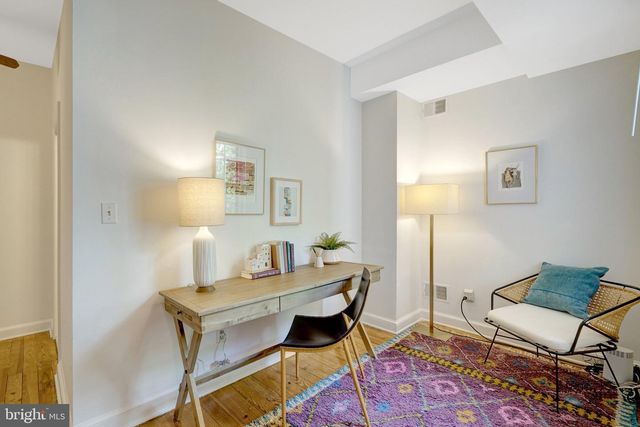 707 10TH ST SE, Washington, DC 20003