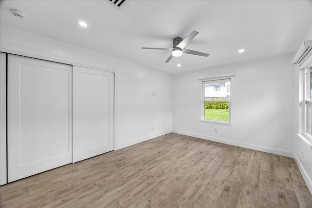 4914 Holly Street, Bellaire, TX 77401