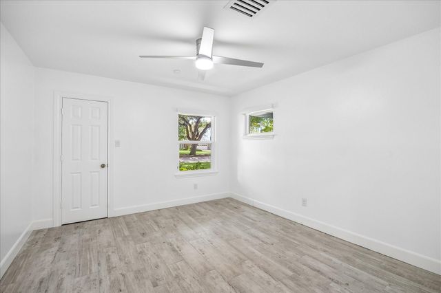 4914 Holly Street, Bellaire, TX 77401