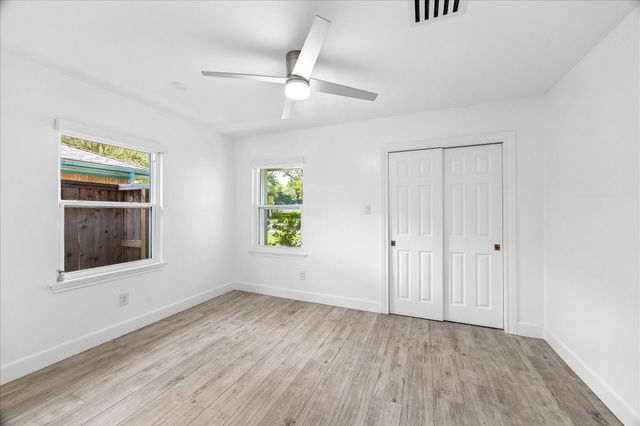 4914 Holly Street, Bellaire, TX 77401