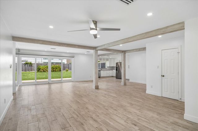 4914 Holly Street, Bellaire, TX 77401