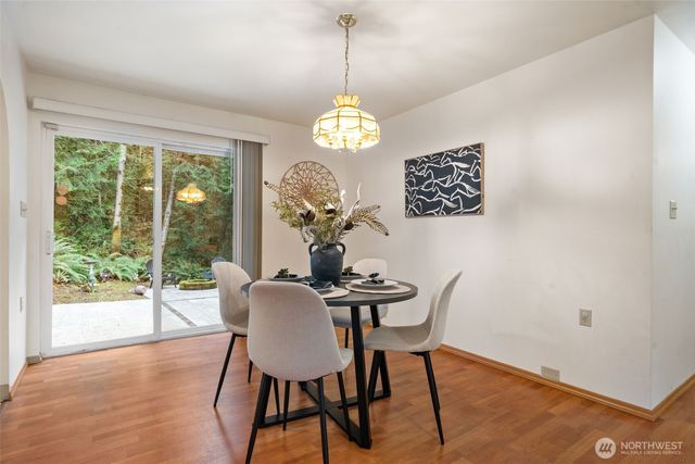 565 NE Ormsby Way, Bremerton, WA 98311