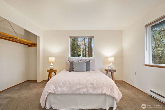 565 NE Ormsby Way, Bremerton, WA 98311