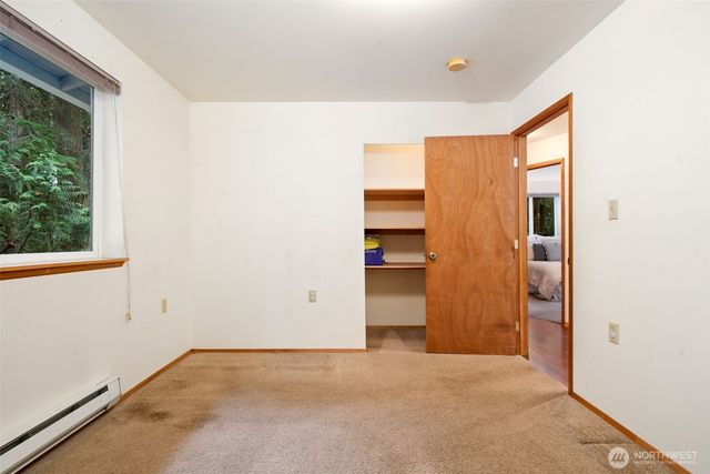 565 NE Ormsby Way, Bremerton, WA 98311