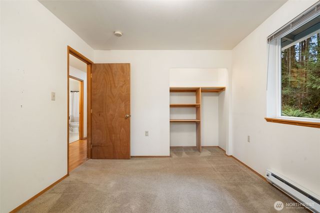 565 NE Ormsby Way, Bremerton, WA 98311