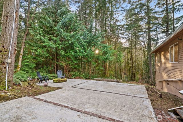 565 NE Ormsby Way, Bremerton, WA 98311