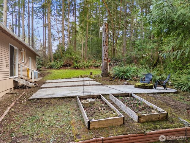 565 NE Ormsby Way, Bremerton, WA 98311
