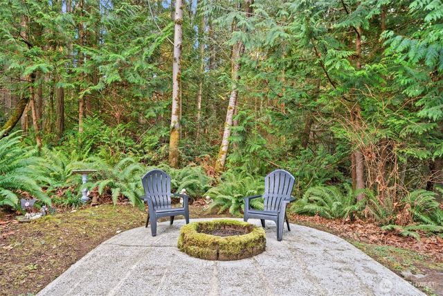 565 NE Ormsby Way, Bremerton, WA 98311