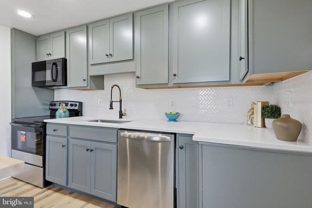3470 E PROSPECT RD, York, PA 17402
