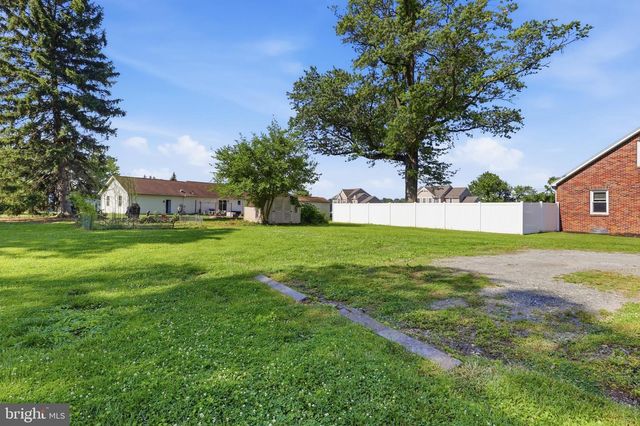 3470 E PROSPECT RD, York, PA 17402