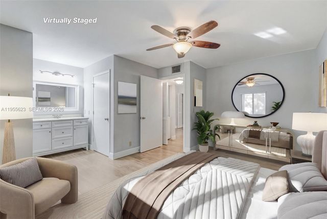 2641 Gately Dr W 902, West Palm Beach, FL 33415