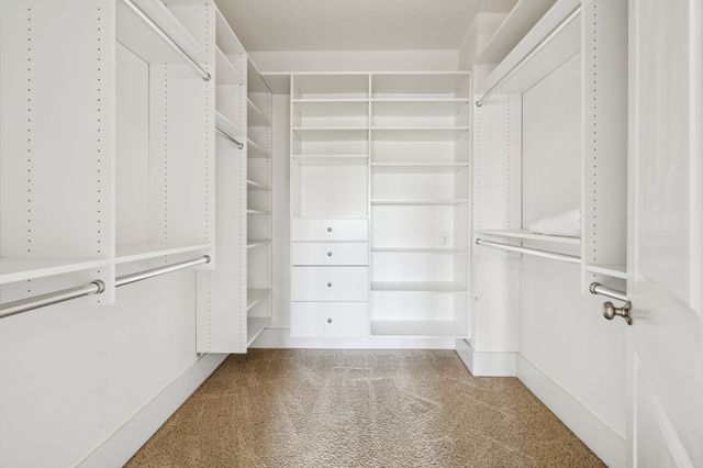 572 Buntin Mill Road, Cottontown, TN 37048