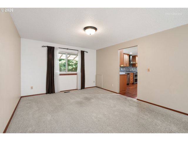 14907 Sw Rosario Ln, Portland, OR 97224