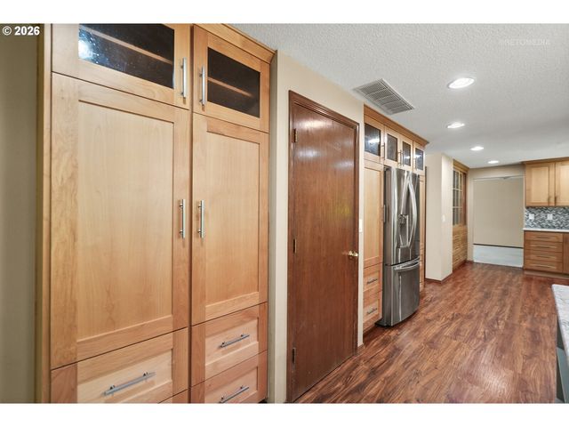 14907 Sw Rosario Ln, Portland, OR 97224