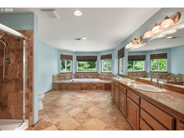 14907 Sw Rosario Ln, Portland, OR 97224
