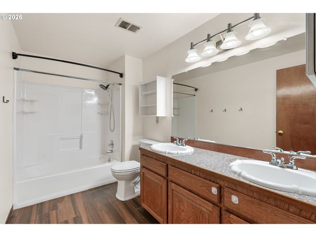 14907 Sw Rosario Ln, Portland, OR 97224